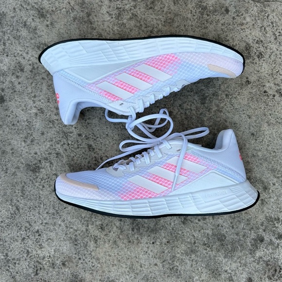 Adidas Women’s Duramo SL, size 8 - Picture 4 of 9